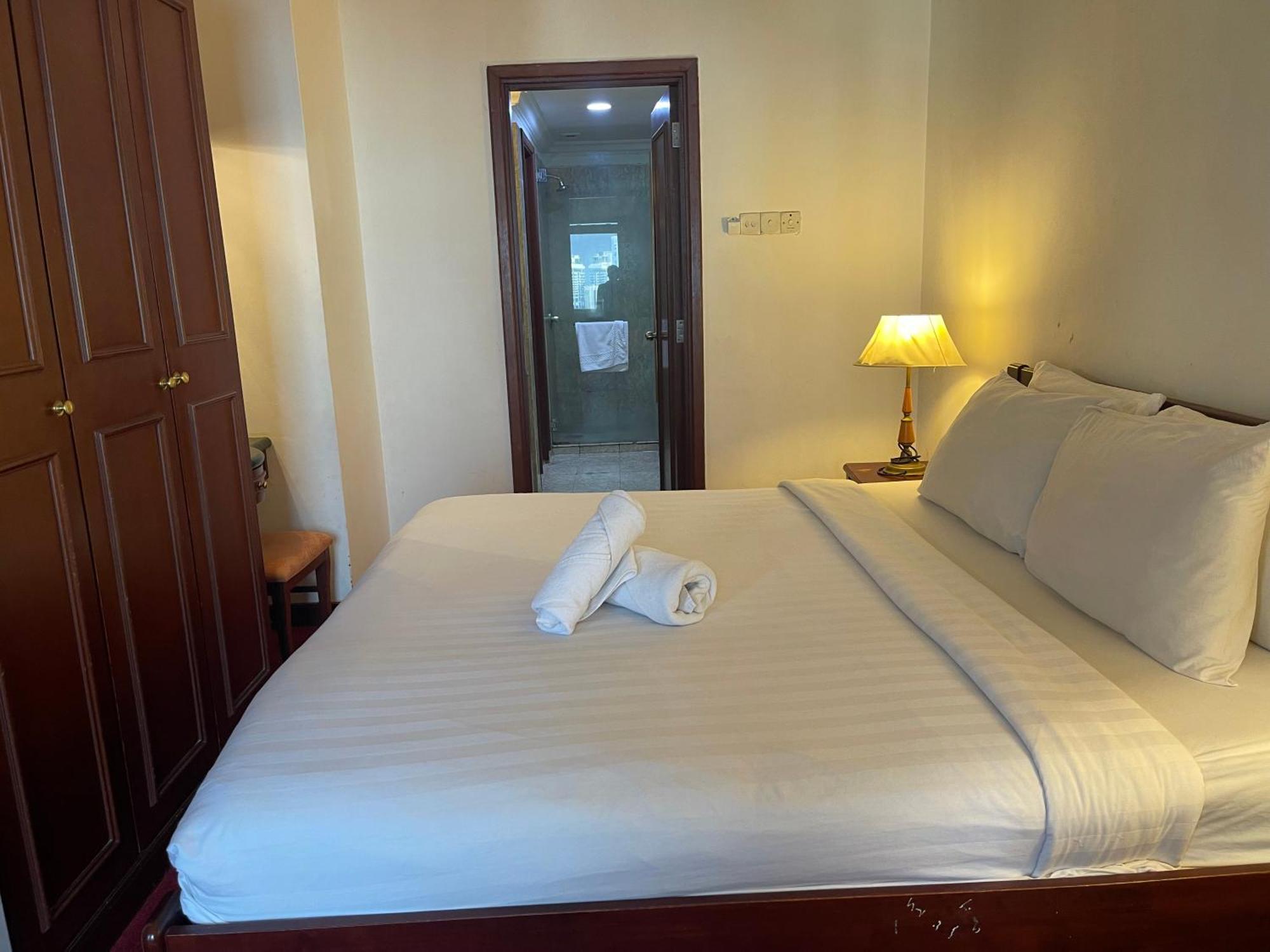 Apartment New Empire At Times Square Kl