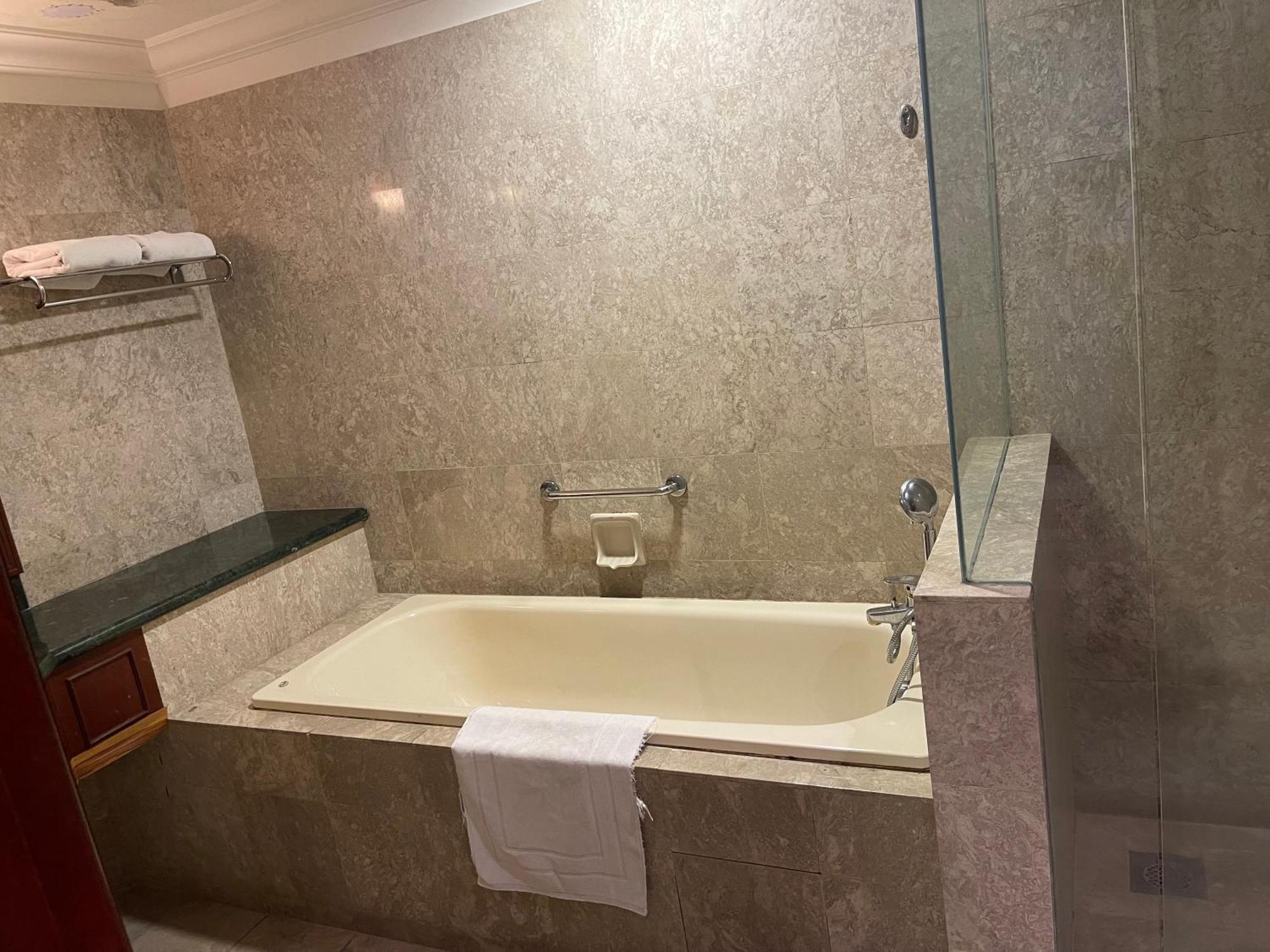 Apartment New Empire At Times Square Kl *